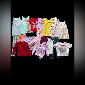 ✨Bundle of 18 girls' tops and girls' bottoms✨
